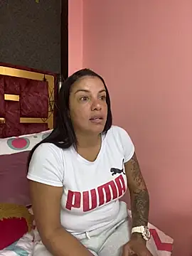 ambar 84 online show from June 17, 7:13 pm