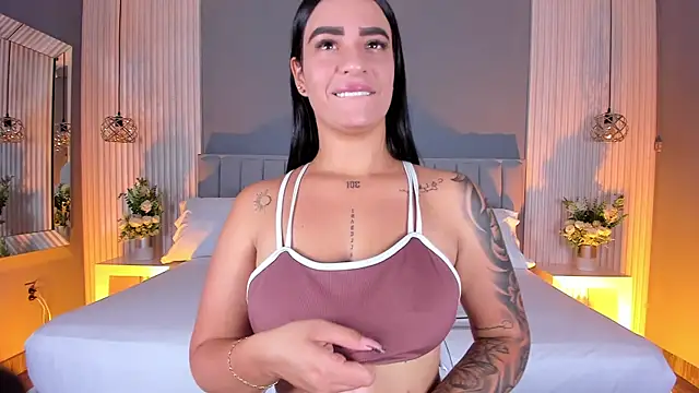 LissaBrown  online show from August 1, 7:12 pm