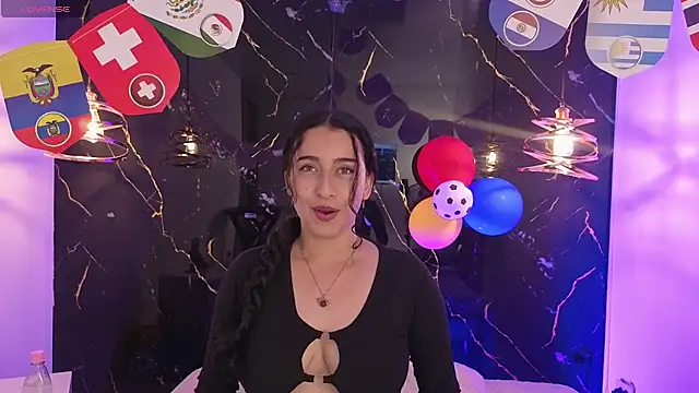 ZoeBlissX online show from July 10, 11:32 am