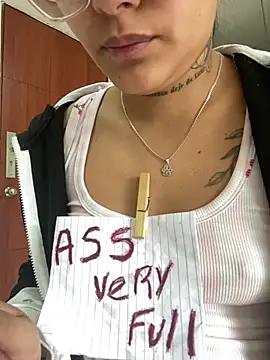 EXTREMELY DIRTY TABOO online show from June 20, 5:29 pm