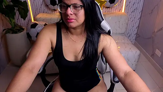 sarah bay tx online show from July 1, 7:47 pm