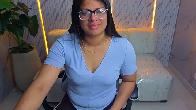 sarah bay tx online show from June 17, 7:46 pm