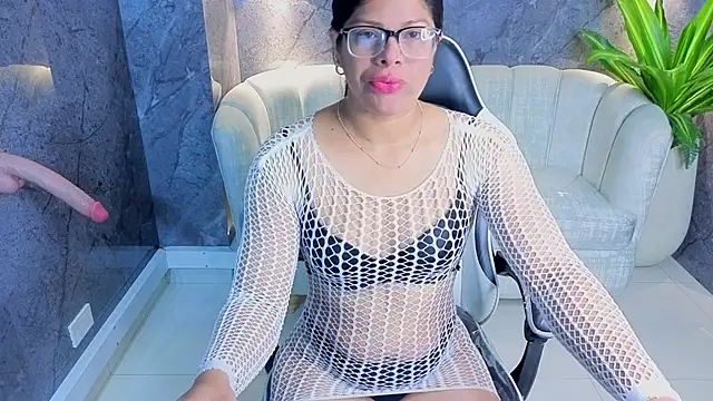 sarah bay tx online show from July 26, 12:34 pm