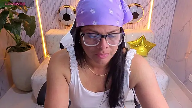 sarah bay tx online show from June 25, 7:52 pm