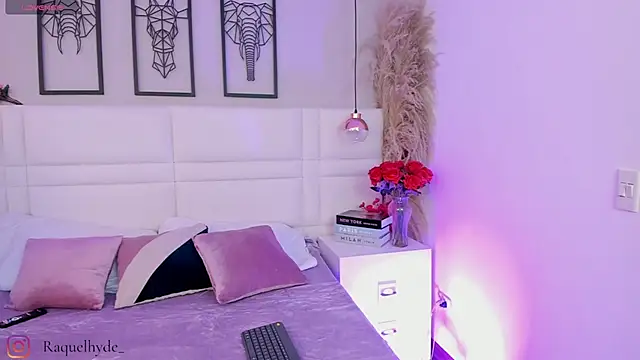Chloe  fox  online show from July 9, 3:18 am