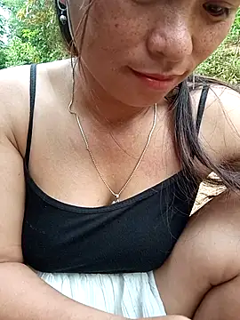 chychy113 online show from July 7, 6:47 am