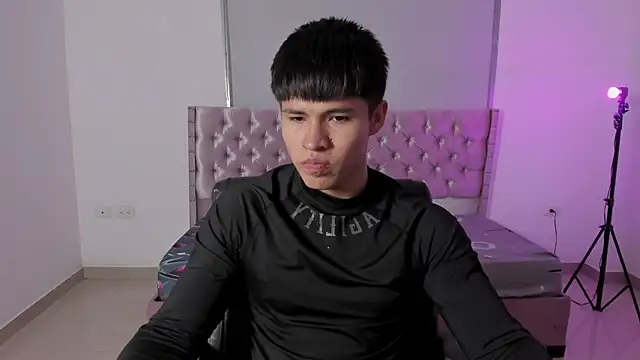 Snapshot of ryo_kush_ chatting on July 15, 1:18 pm ryo kush online show from July 15, 1:18 pm