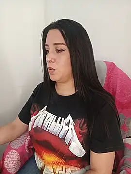 Snapshot of sexy_milf_1 chatting on July 16, 10:07 pm sexy milf 1 online show from July 16, 10:07 pm