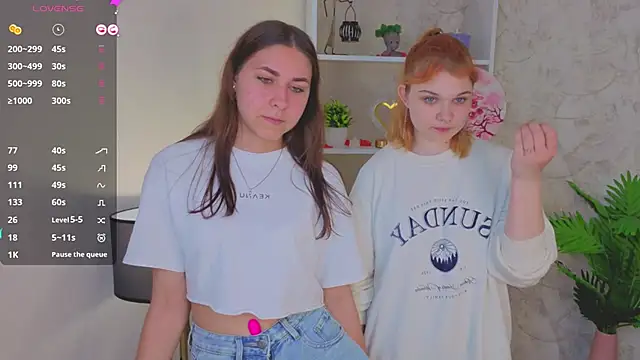 AthenaAsberry online show from June 18, 4:44 am