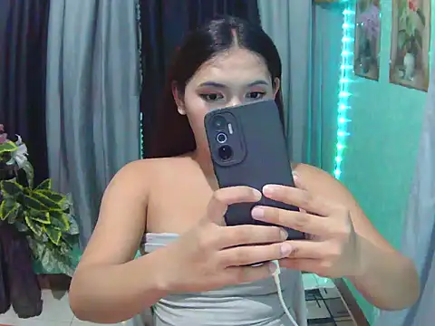 XCalixa online show from July 28, 12:59 pm