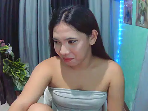 XCalixa online show from July 28, 3:21 pm