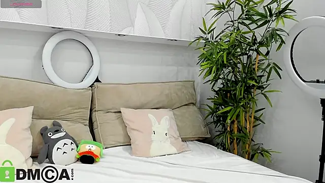 Nika-Smith online show from July 6, 1:23 am