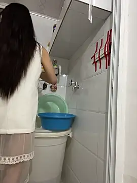 xiaojiao520 online show from June 24, 2:43 am