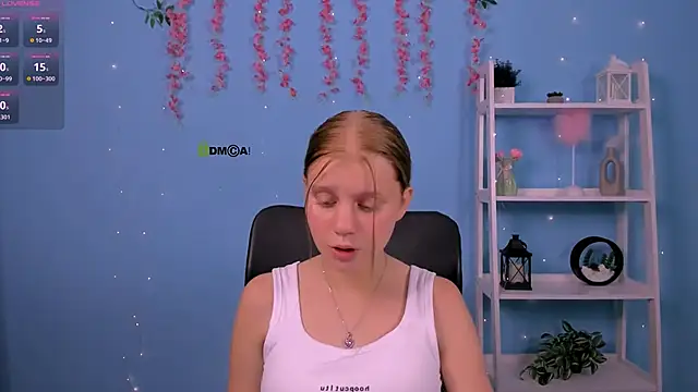 bella sky11 online show from June 30, 12:05 pm