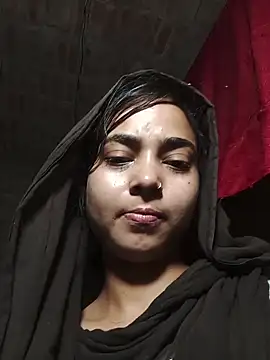 Snapshot of Simran_143 chatting on June 19, 4:13 pm Simran 143 online show from June 19, 4:13 pm