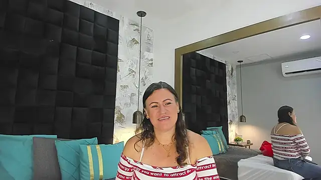 CharlotteG  online show from July 29, 1:32 pm
