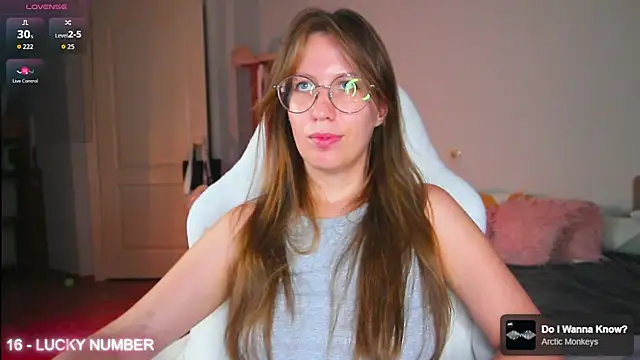 ms allison   online show from July 13, 7:46 pm