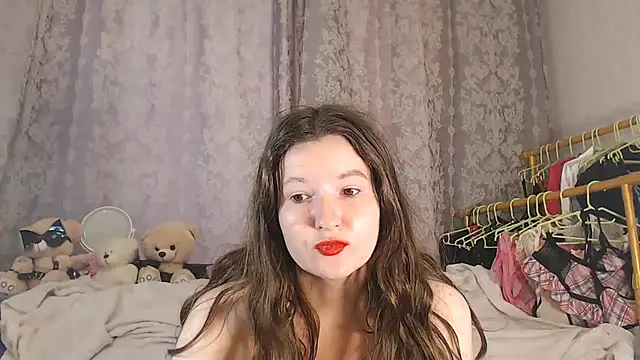 ChloeBrooklyn online show from July 13, 11:04 pm