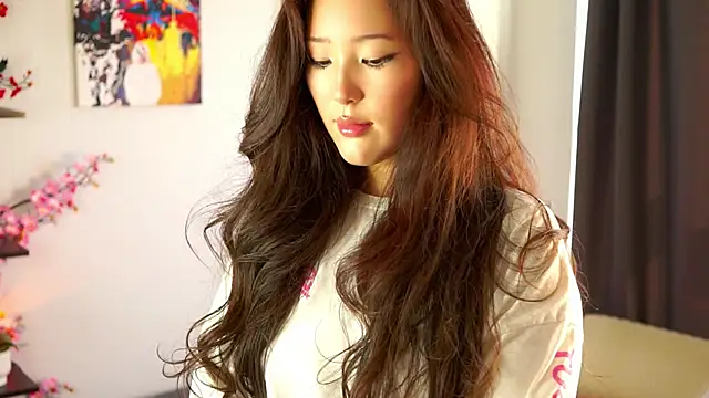 Lillie sunn online show from June 19, 12:33 pm