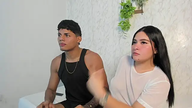 couple hardroom69 online show from June 19, 8:14 pm