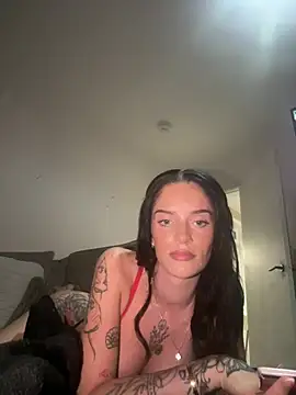 Snapshot of Emilysunrisex chatting on July 5, 8:48 pm Emilysunrisex online show from July 5, 8:48 pm