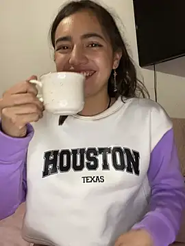 Julia valentina online show from July 10, 2:22 am