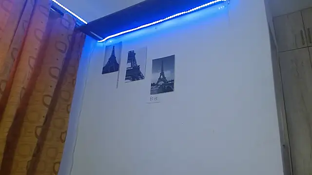 Snapshot of Scarleth_69_ chatting on July 8, 9:15 pm Scarleth 69 online show from July 8, 9:15 pm