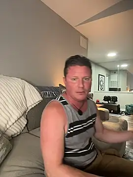 Snapshot of funandstuff chatting on July 28, 10:53 pm funandstuff online show from July 28, 10:53 pm