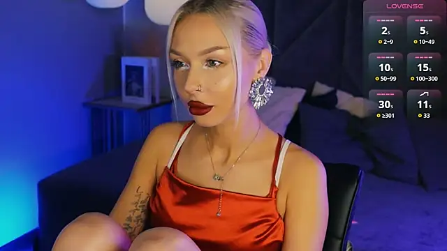 Alaska Lane online show from June 24, 2:04 pm