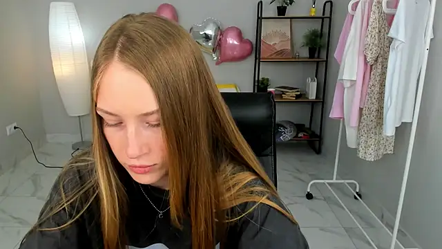 Snapshot of Mary_Bradley chatting on June 20, 2:22 pm Mary Bradley online show from June 20, 2:22 pm