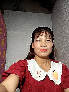 Gee hot online show from August 3, 10:47 pm