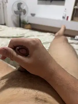 BIGBOOTYMANNN online show from June 23, 1:03 am