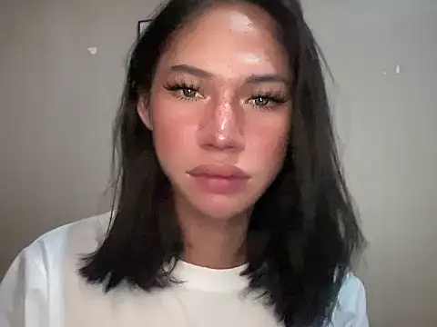 Snapshot of having_morning_woodxxx chatting on June 19, 3:34 am having morning woodxxx online show from June 19, 3:34 am