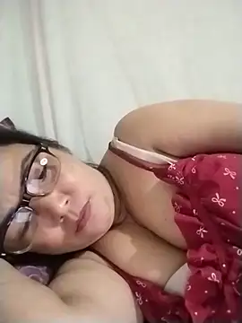 Naaya8109 online show from July 8, 9:21 am