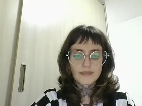 cathyfire online show from June 18, 8:03 pm