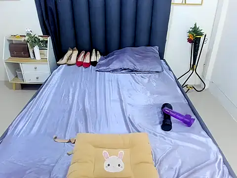Hannah Louissexxx online show from July 23, 10:49 pm