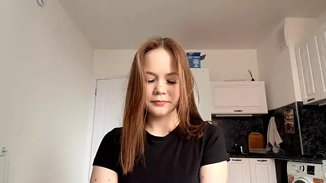 LauranAngelbeck online show from June 21, 3:23 am