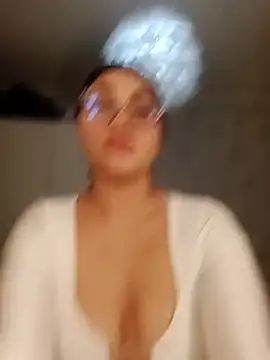 Violettvans3233 online show from June 19, 12:16 am
