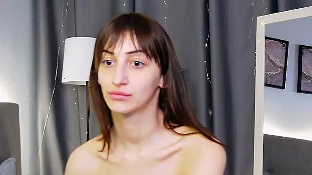 SofiaHill online show from June 21, 9:15 am