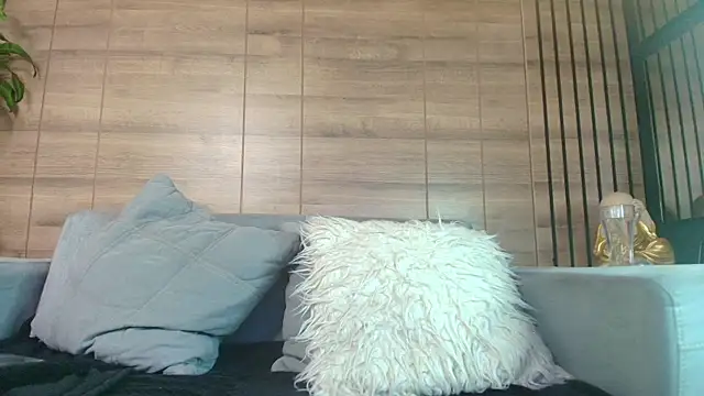 alys molly 11 online show from July 24, 11:06 am