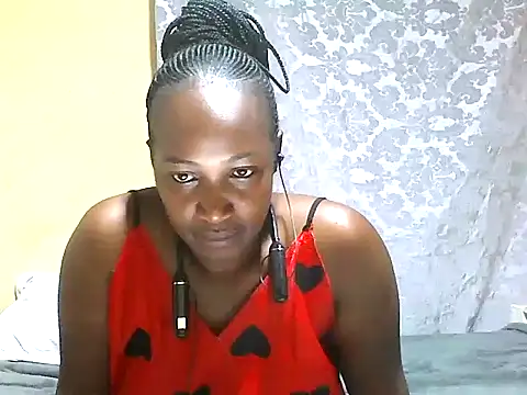 Snapshot of sexy-faiy chatting on July 4, 9:52 pm sexy-faiy online show from July 4, 9:52 pm