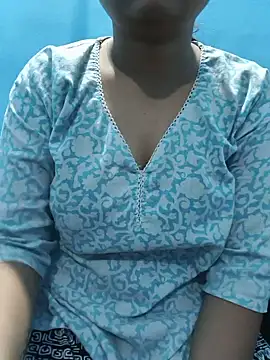 sexy-pari8 online show from June 18, 2:11 pm