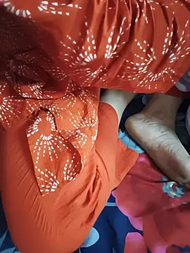 sexy-pari8 online show from August 4, 4:28 am