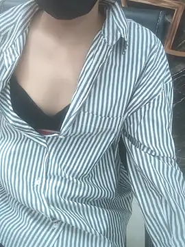 Snapshot of sushmita0 chatting on June 20, 2:33 pm sushmita0 online show from June 20, 2:33 pm