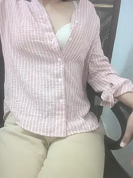 Snapshot of sushmita0 chatting on July 6, 2:46 pm sushmita0 online show from July 6, 2:46 pm