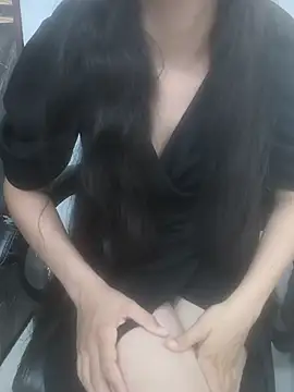 Snapshot of sushmita0 chatting on July 11, 3:45 pm sushmita0 online show from July 11, 3:45 pm