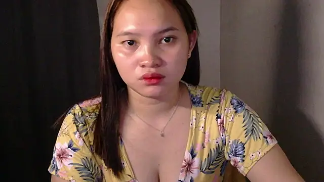 Fhwilloughbyxx online show from July 28, 11:07 am