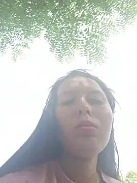 Snapshot of Khelmi chatting on July 11, 2:50 pm Khelmi online show from July 11, 2:50 pm