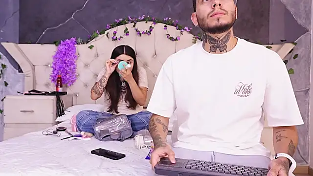 GabbyAndDominic online show from July 11, 12:38 pm