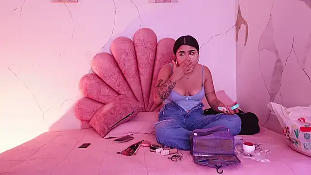 GabbyAndDominic online show from July 14, 12:55 pm